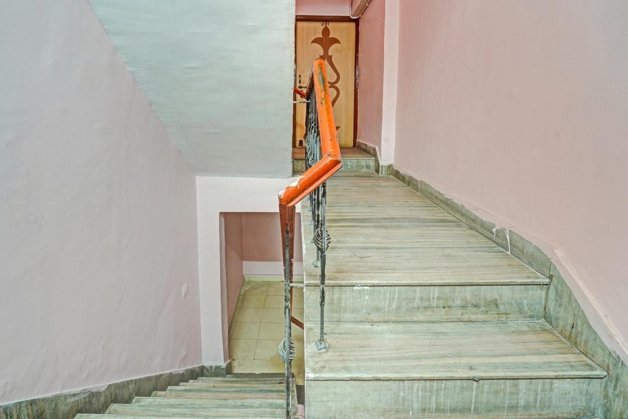 Hotel O B N Palace Raipur  ภายนอก รูปภาพ